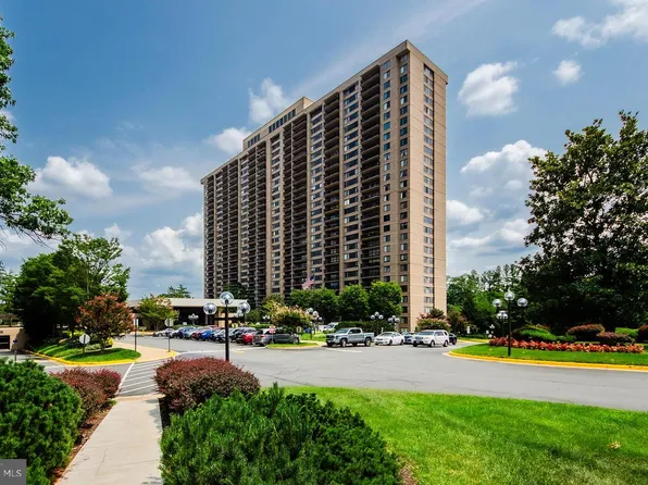 3705 S George Mason Dr APT 902S, Falls Church, VA 22041