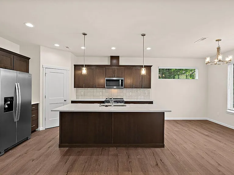 15851 Woodland Ct SE — Photo 11