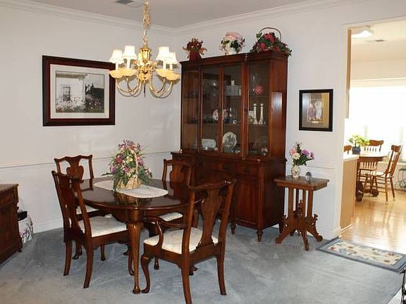 Dining Rm