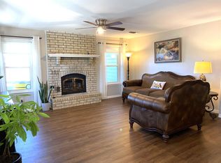 720 Bear Rd, Van Alstyne, TX 75495