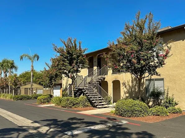 5145 E Lane Ave APT 216, Fresno, CA 93727