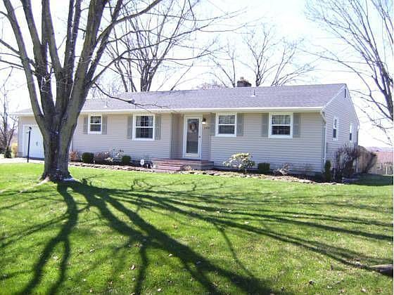 1st image of 344 Lynwood Ln