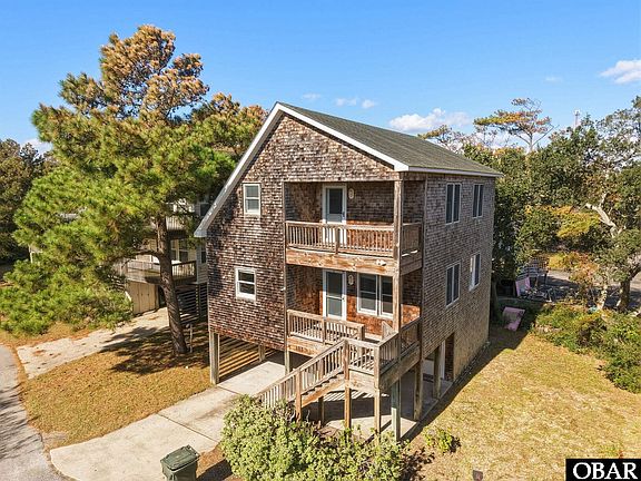 2nd image of 103 Collins Ct