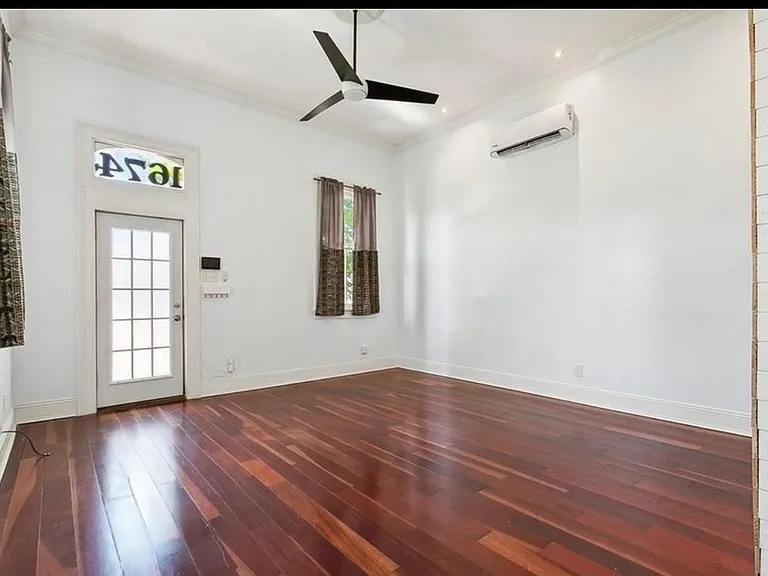 1674 N Robertson St — Photo 7