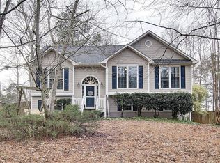 1149 Maplelake Dr, Acworth, GA 30101