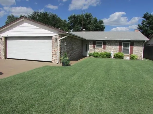 213 S Rimrock Rd, Enid, OK 73703
