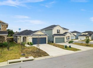 104 Katie Elder Dr, Jarrell, TX 76537