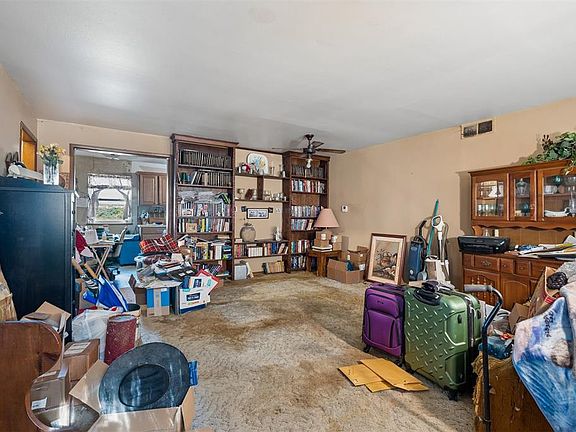 4th image of 3113 N Warren Ave