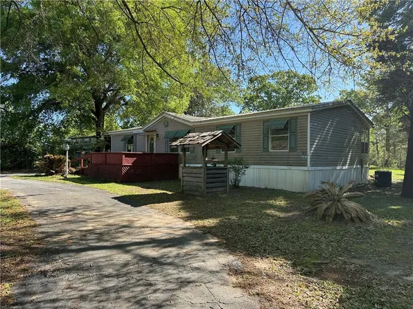 7070 Timber Woods Dr, Semmes, AL 36575