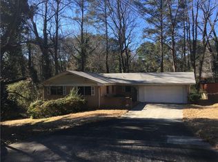 690 Caron Cir NW, Atlanta, GA 30318