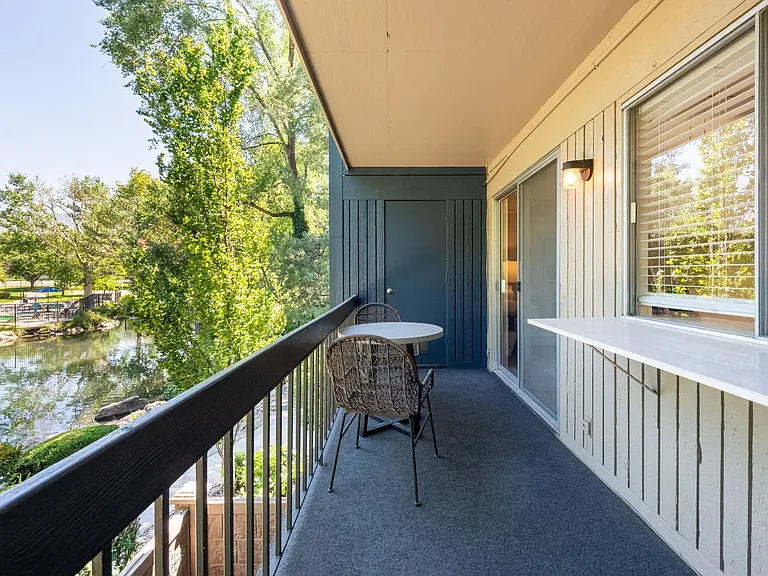 Cobble Creek Apartments — Photo 27