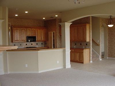 living room/kitchen