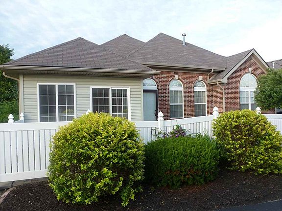 2nd image of 1355 Clearvista Dr