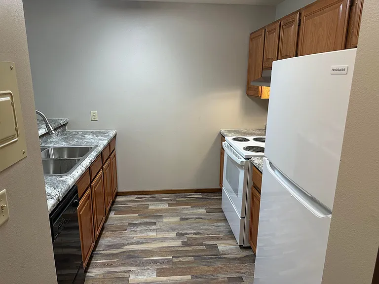3401 Harmony Ln — Photo 7