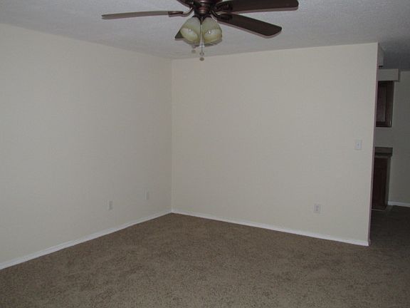 3rd image of 1685 Mary Beth Dr