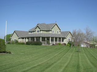 2153 Rock Creek Rd, Ottawa, KS 66067