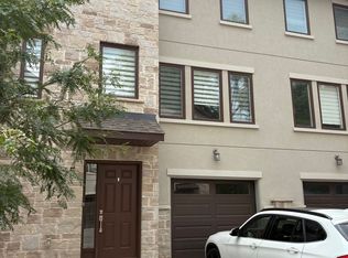 177-175 Russell Ave #5, Saint Catharines, ON L2R 1V8