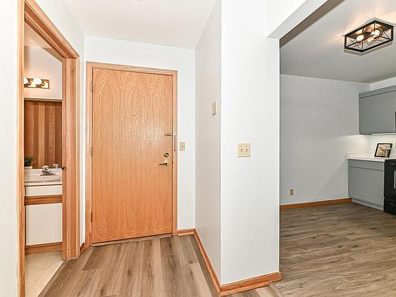 3rd image of 1600 W Green Tree ROAD #B130