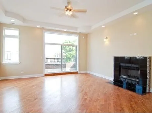 2449 W Cortez St #3, Chicago, IL 60622