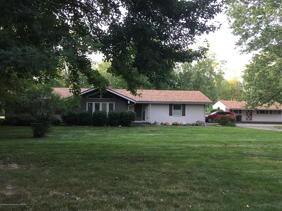 1st image of 805 E Dill Dr