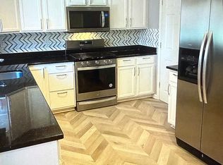 135 Armstrong Ave, Methuen, MA 01844