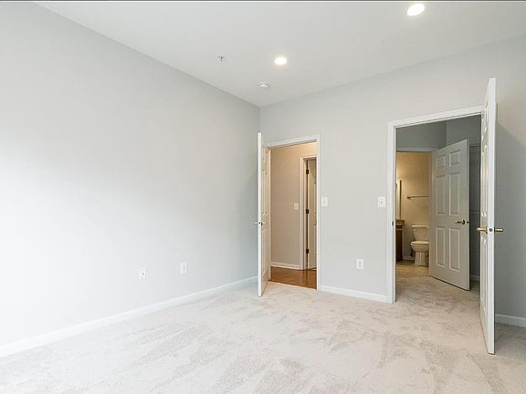 5th image of 4551 Strutfield Ln APT 4232