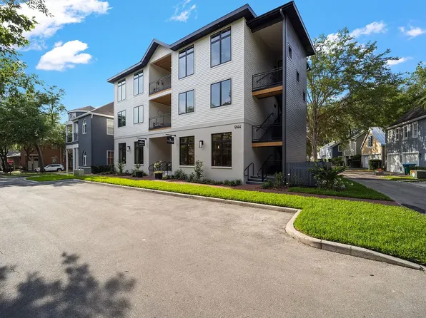 9144 SW 49th Pl APT 301, Gainesville, FL 32608