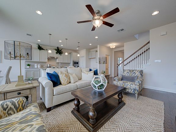 The Preserve at Singing Hills - Irving Interior Image 3