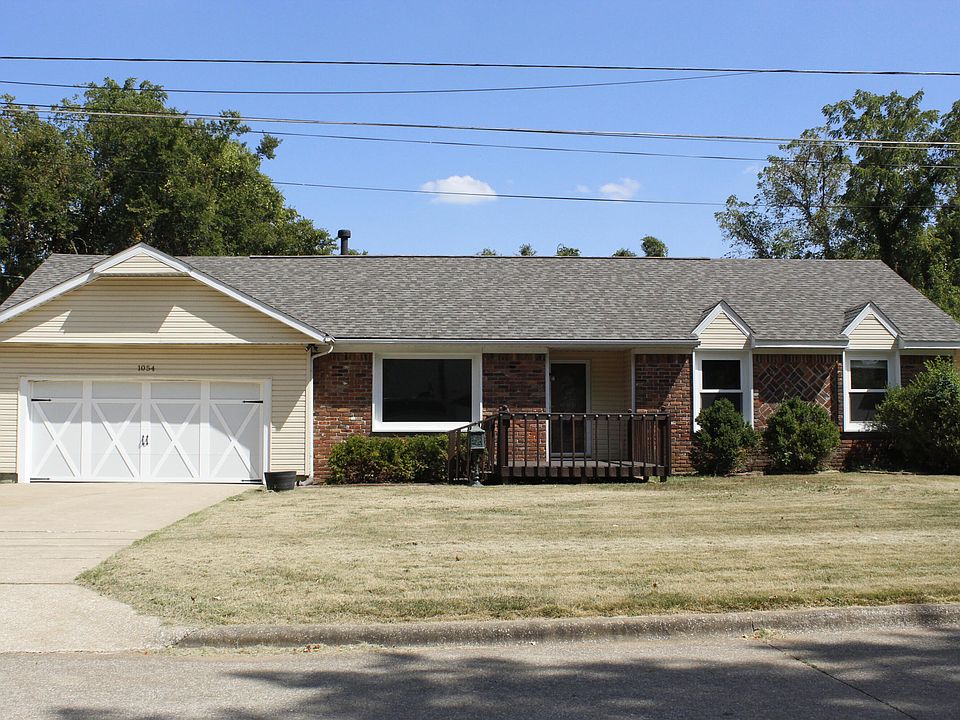 1st image of 1054 S Peach Tree Avenue