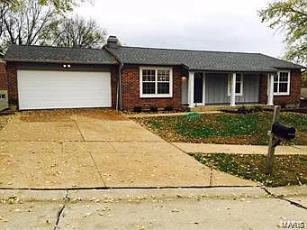 1410 Green Elm Dr photo 1