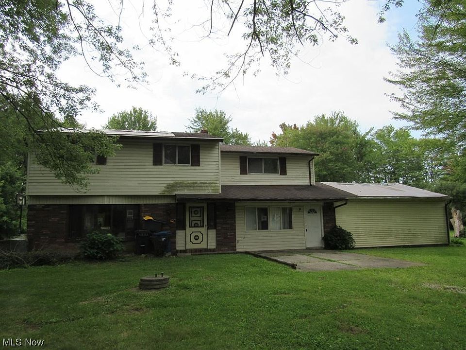 1st image of 24133 Forestview Dr