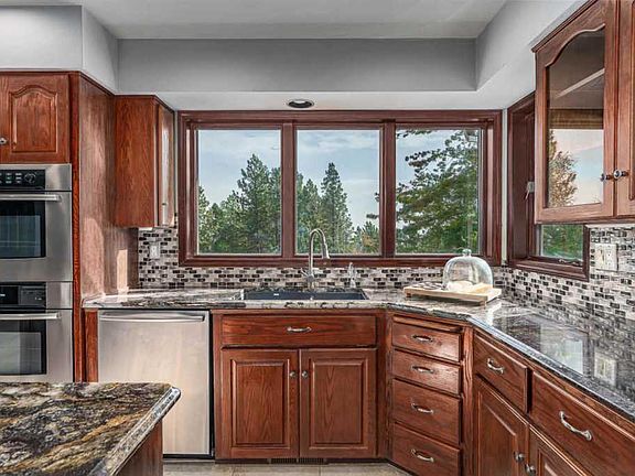 5th image of 8028 E Woodview Dr
