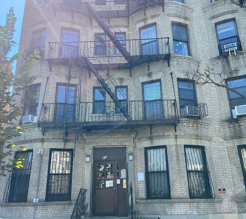1st image of 478 Bainbridge Street #1A