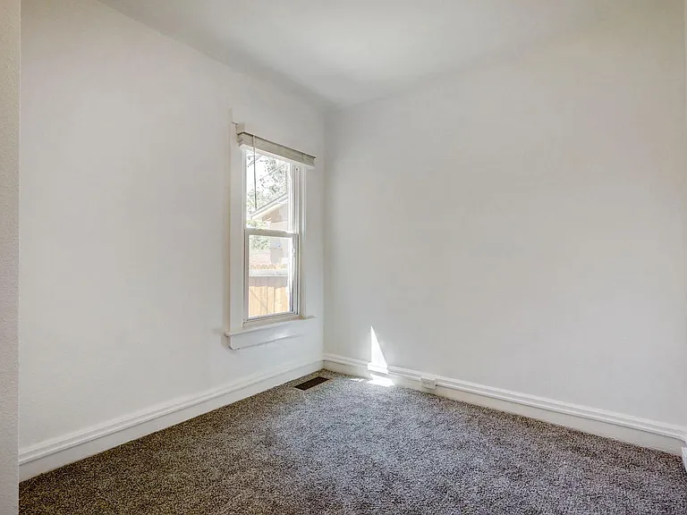 4333 Ames St — Photo 17