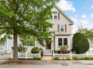 6 Francis Ave, Wakefield, MA 01880