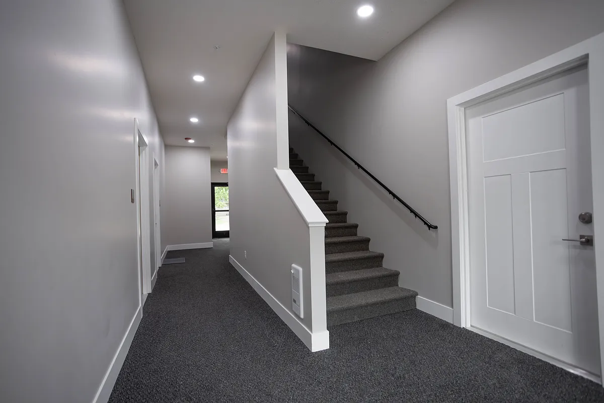 Building Photo - Riverbend Apartments