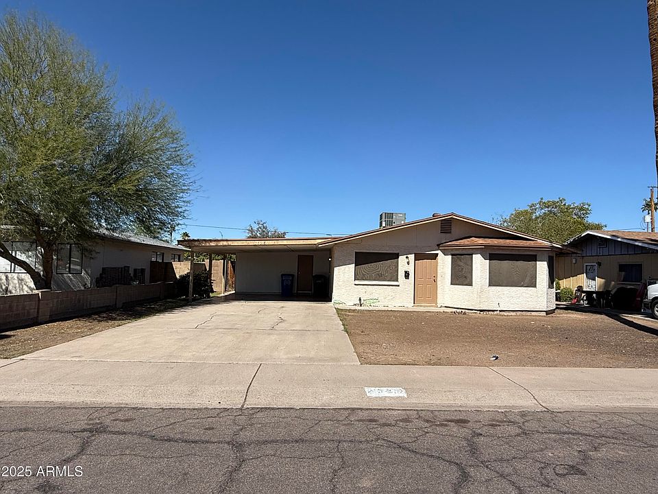 1st image of 2328 W LUPINE Avenue