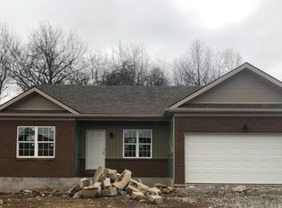 125 Nathan Hale Dr, Georgetown, KY 40324