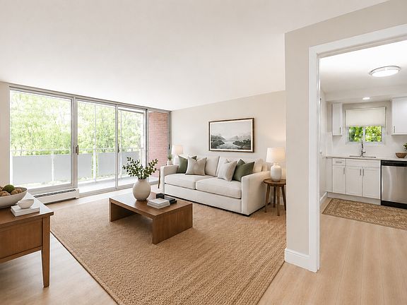 3rd image of 1 Stonehill Dr #5