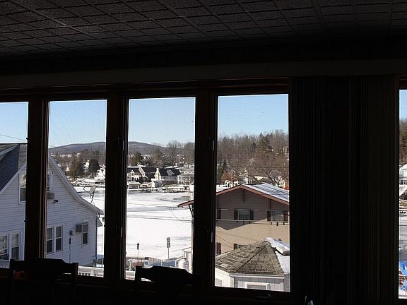 Sunroom overlooking Lake.