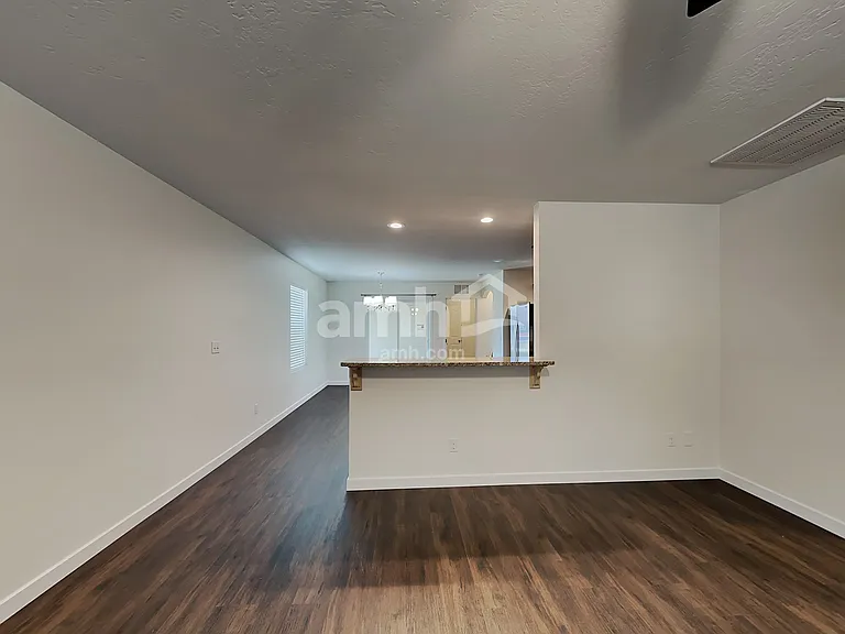 9963 W Rustica St — Photo 5