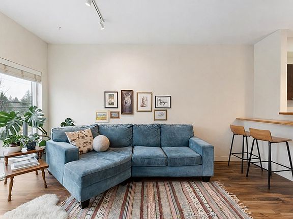 3rd image of 40166 Government Rd