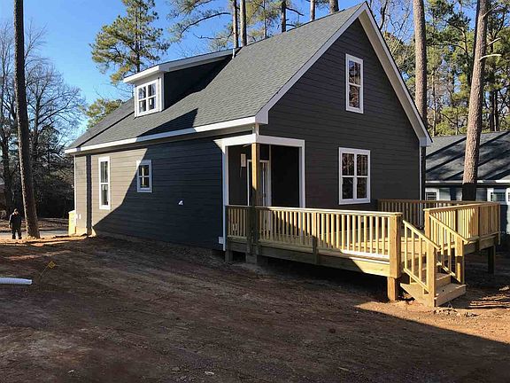 2nd image of 3012 Shenandoah Ave N