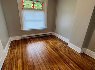 18 W James St APT 1, Lancaster, PA 17603