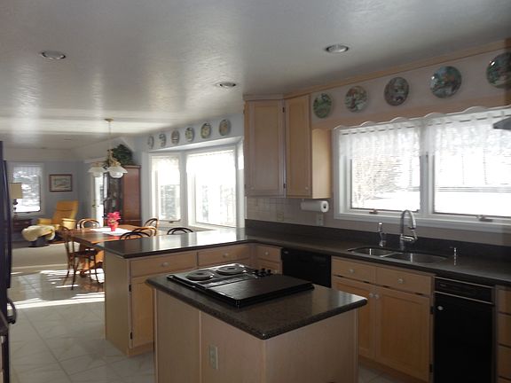 5th image of 425 Faith Dr