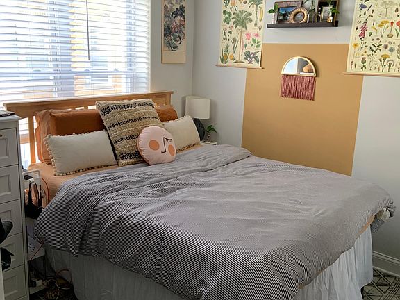 4th image of 3110 N Milwaukee Ave APT 2E