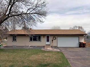 7152 Cahill Ave #1, Inver Grove Heights, MN 55076