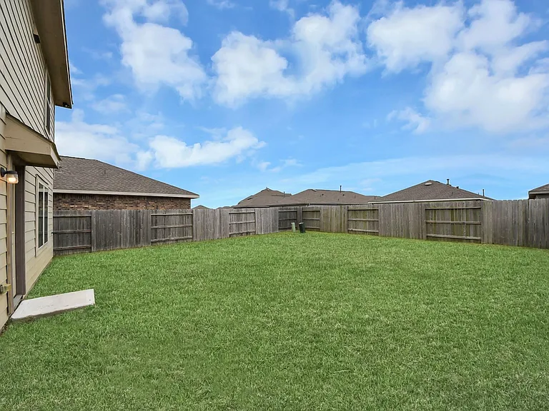 26915 Wilderye Cove Ln — Photo 29