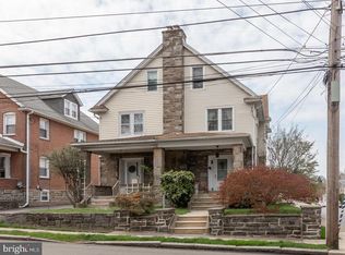 2438 E County Line Rd, Ardmore, PA 19003