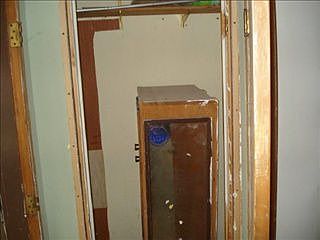 4th image of 9233 Baldwin Dr